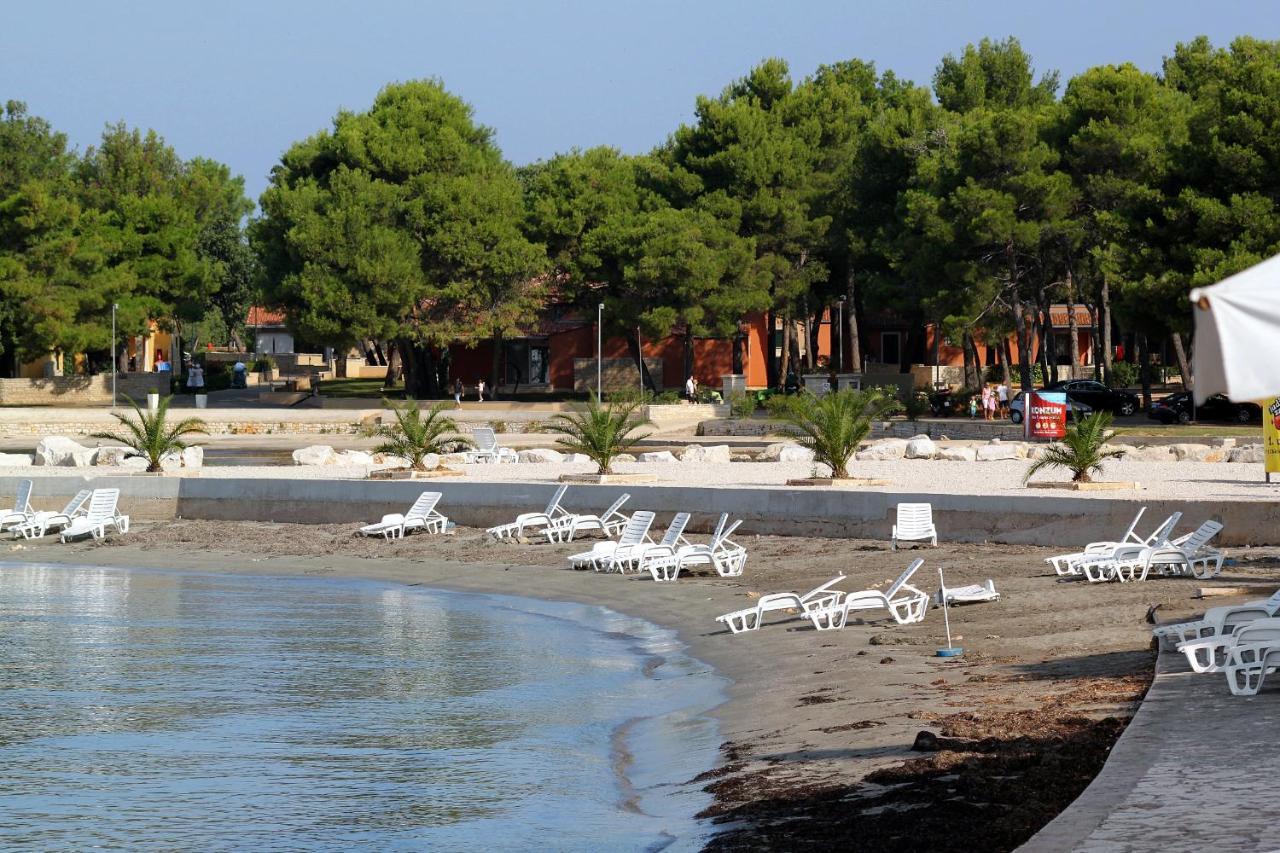 Apartments With A Parking Space Umag - 7666 المظهر الخارجي الصورة