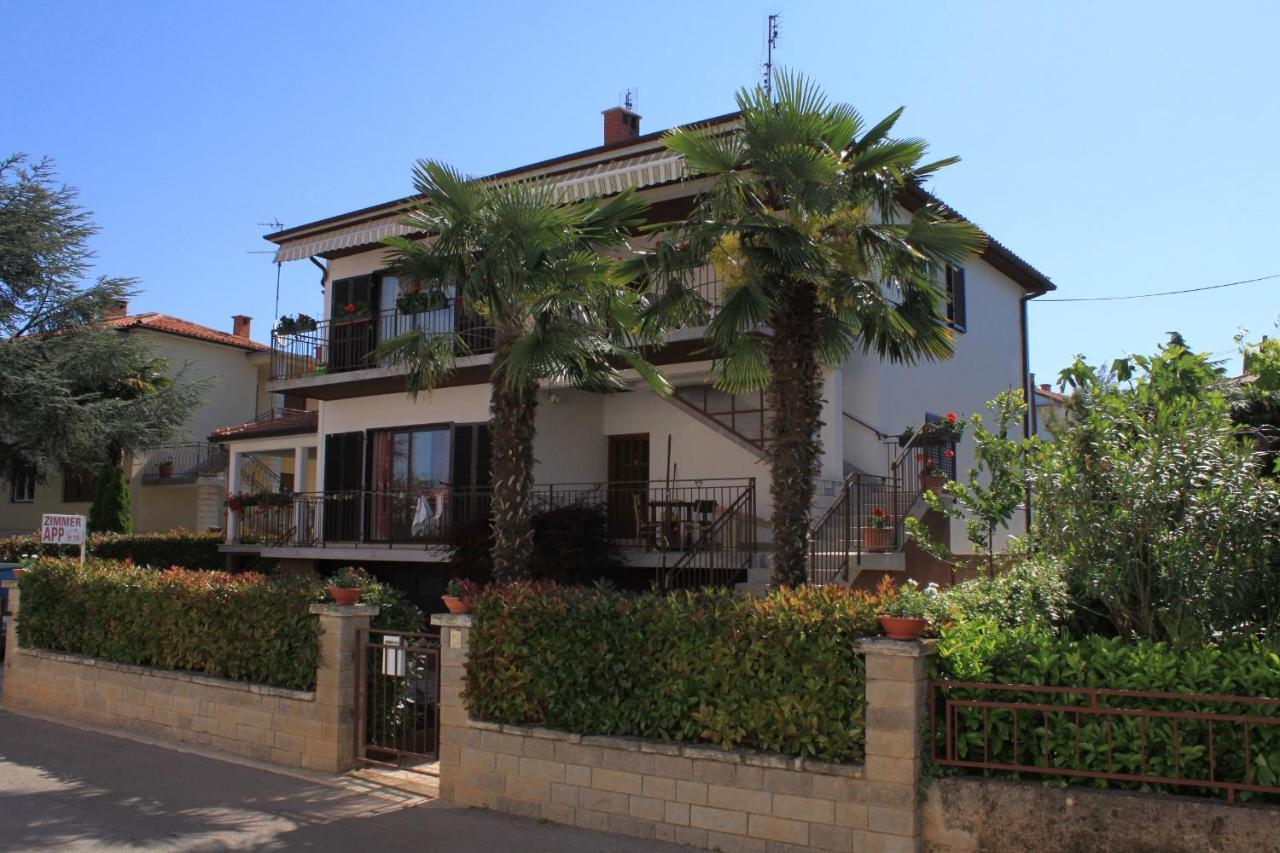 Apartments With A Parking Space Umag - 7666 المظهر الخارجي الصورة