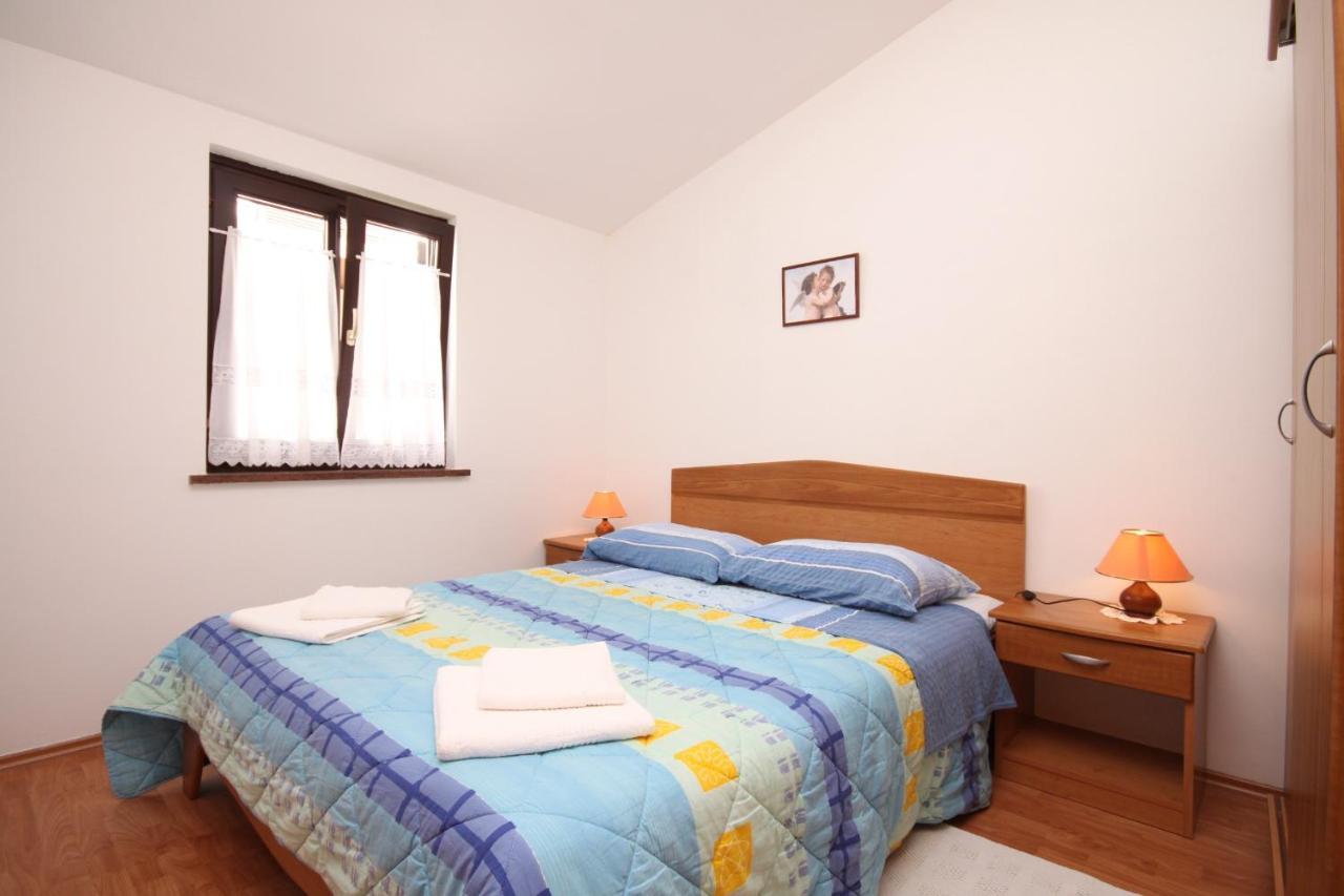 Apartments With A Parking Space Umag - 7666 المظهر الخارجي الصورة