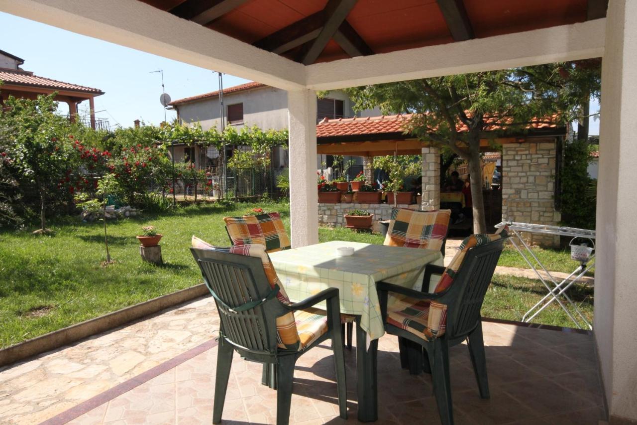 Apartments With A Parking Space Umag - 7666 المظهر الخارجي الصورة