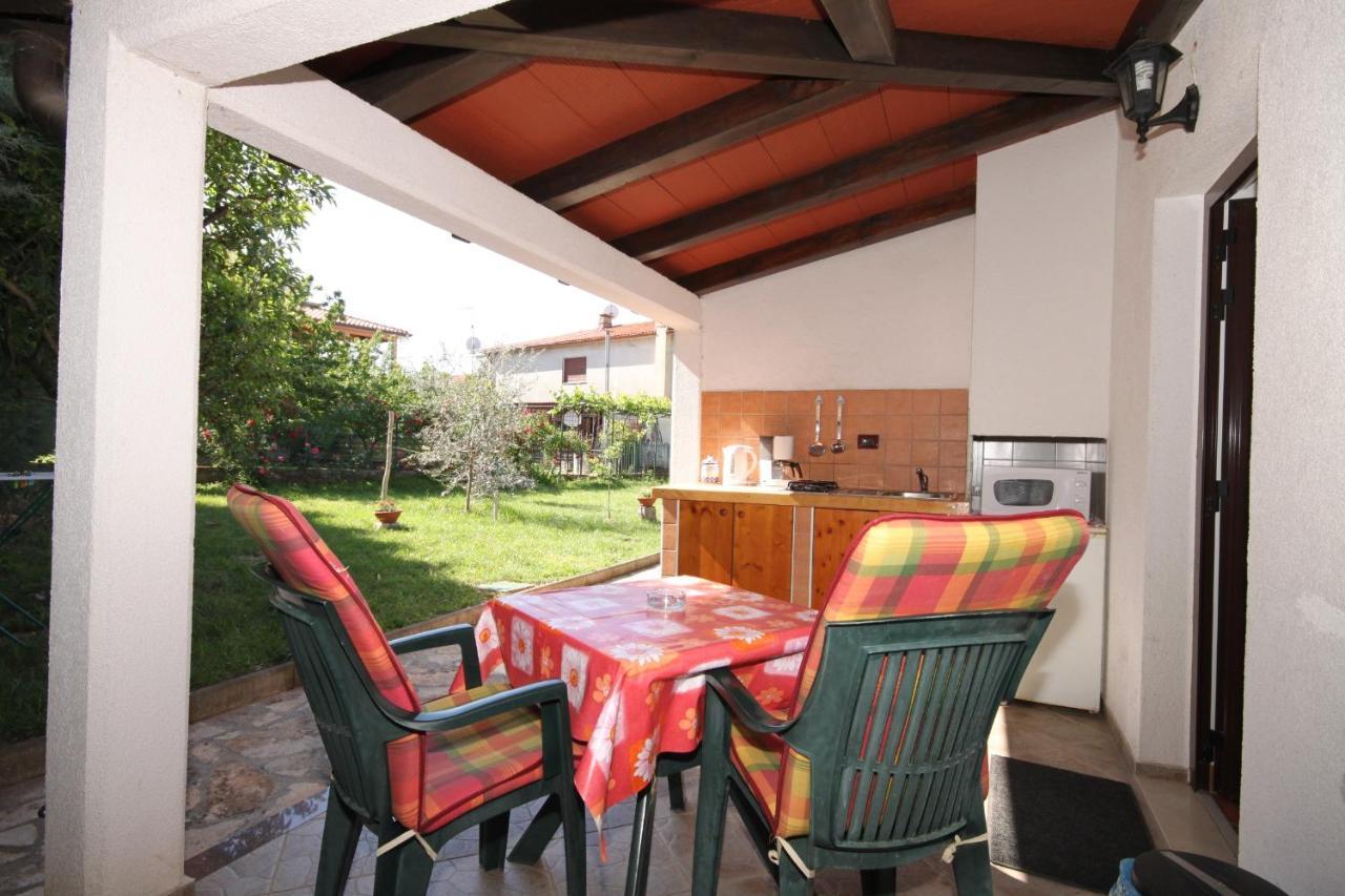 Apartments With A Parking Space Umag - 7666 المظهر الخارجي الصورة
